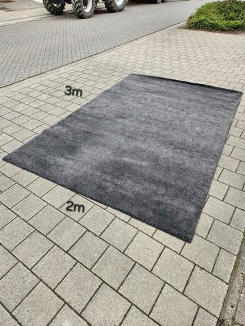 3 verschillende tapijten te koop, tesamen of apart beschikbaar voor biedingen