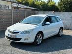 Opel astra 2012, Auto's, Voorwielaandrijving, Euro 5, Stof, Wit
