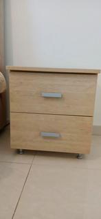 2x Nachtkastje, Huis en Inrichting, Slaapkamer | Nachtkastjes, Ophalen, Zo goed als nieuw