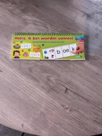 gezelschapsspelletjes beschikbaar voor biedingen