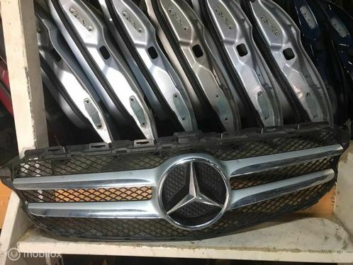 Mercedes-Benz C-klasse W205 S205 ('14->) Grill A2058803783, Auto-onderdelen, Carrosserie, Mercedes-Benz, Gebruikt, Ophalen of Verzenden