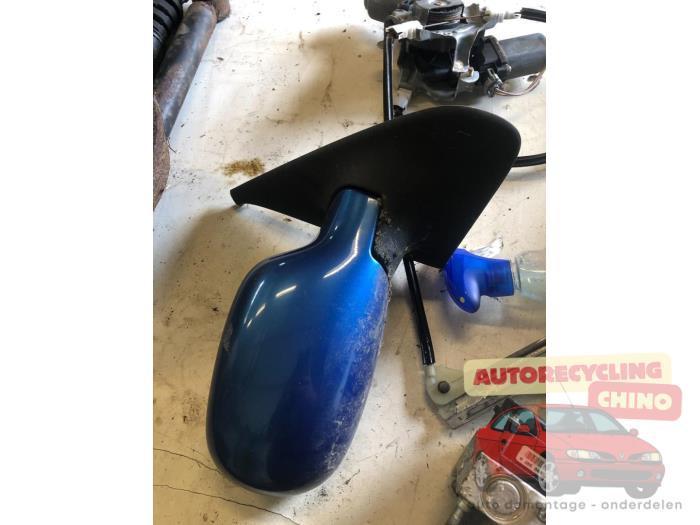 Rétroviseur extérieur droit d'un Renault Clio, Autos : Pièces & Accessoires, Rétroviseurs, Renault, Utilisé, 3 mois de garantie