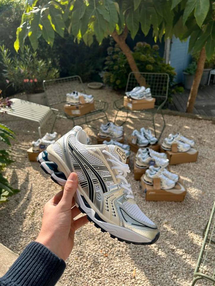 ASICS GEL KAYANO 14 : €100 PER PAAR : MAAT 38 TOT 45, Kleding | Heren, Schoenen, Nieuw, Sneakers, Wit, Ophalen of Verzenden