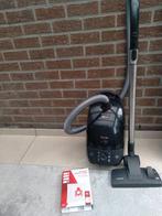 Miele S771 stofzuiger, 2000W, Elektronische apparatuur, Stofzuigers, Ophalen of Verzenden, Gebruikt, Stofzuiger