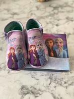Frozen pantoffels - maat 25, Enlèvement, Comme neuf