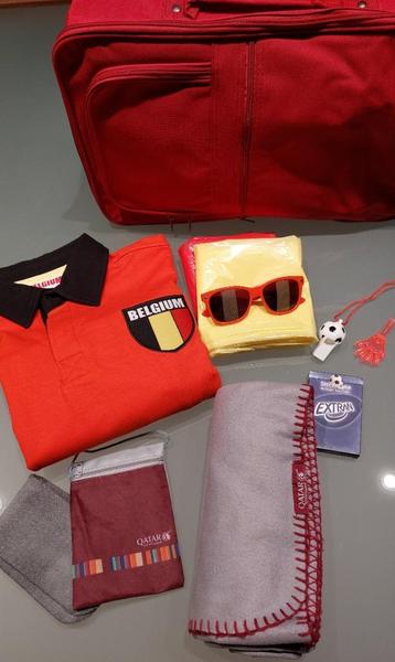 Pakket voor voetbal-supporter-plezier met opties beschikbaar voor biedingen