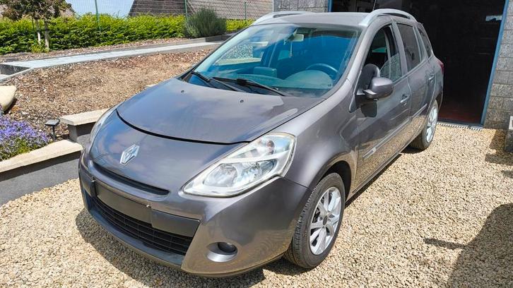 Renault Clio break 2012 1.2 essence, feuille rose, Auto's, Renault, Particulier, Clio, Benzine, Break, Ophalen
