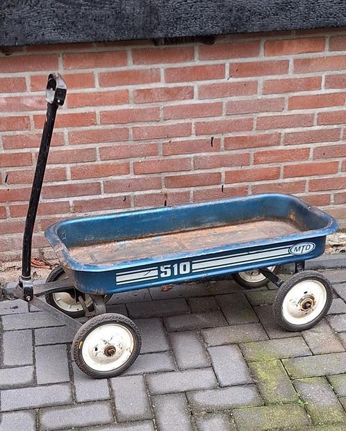Vintage MTD 510 blauwe ijzeren trekwagen kogellagerwielen., Verzamelen, Speelgoed, Gebruikt, Ophalen