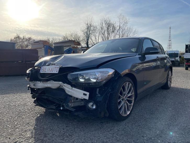 BMW 1-serie — 116i - 2019 — 112.500 km 1.5 Benzine, Auto's, BMW, Bedrijf, 1 Reeks, Benzine, 5 deurs, Handgeschakeld, Zilver of Grijs