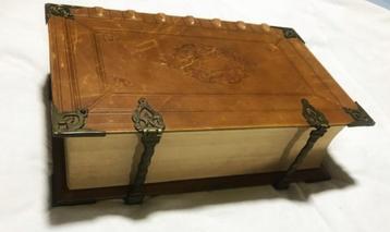Livre biblique antique, raccords en laiton 1657/1972😍👀🤗