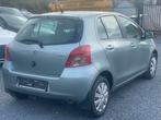 TOYOTA YARIS 1.3 Benzine 88000km, Auto's, Toyota, Voorwielaandrijving, Stof, 50 kW, Zwart