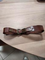 Lederen damesriem met mooie accenten.lengte 65 cm, Kleding | Dames, Riemen en Ceinturen, Ophalen of Verzenden, Zo goed als nieuw