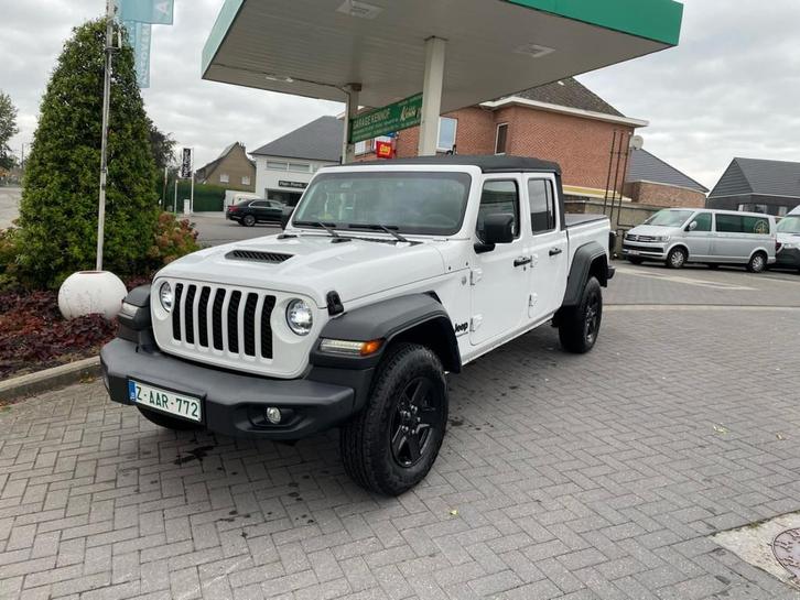 Jeep Gladiator Sport AWD prijs (bj 2021), Auto's, Bestelwagens en Lichte vracht, Bedrijf, Te koop, 4x4, Achteruitrijcamera, Adaptive Cruise Control