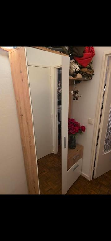 Meuble de rangement / armoire à chaussures avec miroir – com beschikbaar voor biedingen