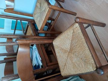 6 chaises en bois et paille. beschikbaar voor biedingen
