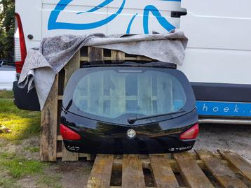 ALFA 147 ACHTERKLEP bj 2002 TOT 2005 beschikbaar voor biedingen