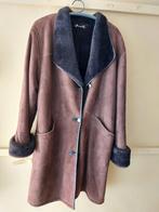 PRACHTIGE GESCHAARLIJKE JAS, Kleding | Dames, Ophalen, Zo goed als nieuw, Maat 46/48 (XL) of groter, Bruin