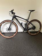 MTB Custom Carbon, Fietsen en Brommers, Fietsen | Mountainbikes en ATB, Gebruikt, 57 cm of meer, Heren, Geen vering