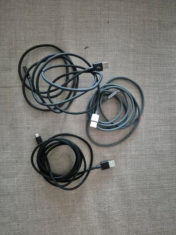 3 câbles de recharge pour Apple (Lightning vers USB)