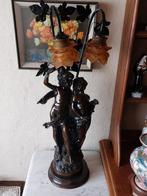 Bronzen beeld met lamp ., Ophalen