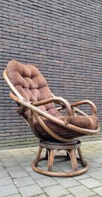 Vintage Rotan Draaifauteuil, Huis en Inrichting, Ophalen, Gebruikt