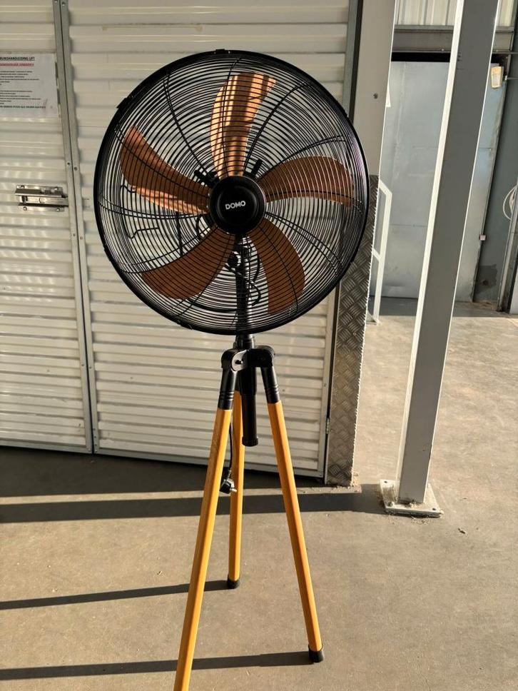 DOMO Statiefventilator 'Wood Style' in hoogte verstelbaar, Electroménager, Ventilateurs, Comme neuf, Ventilateur de trépied, Enlèvement