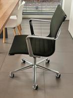 IFC Design Vergaderstoel (2 beschikbaar), Huis en Inrichting, Bureaustoelen, Ophalen, Zo goed als nieuw, Groen, Bureaustoel