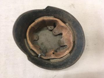 wo2 - Duitse helm M34 Square dip - ex Polizei, met liner, Enlèvement ou Envoi, Armée de terre, Casque ou Béret