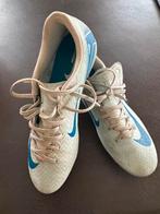 Nike Mercurial maat 42, Sport en Fitness, Voetbal, Ophalen, Zo goed als nieuw, Schoenen