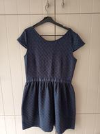 Robe matelassée Naf Naf, Taille 42/44 (L), Au-dessus du genou, Comme neuf, Enlèvement