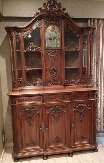 Vitrine liégeoise avec horloge - fin du XIXe siècle, Enlèvement