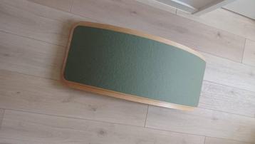 Wobbelbord beschikbaar voor biedingen