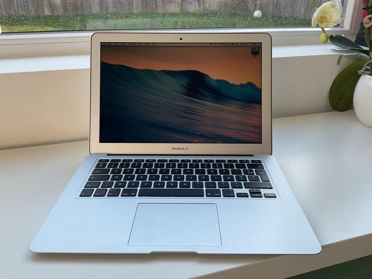 Macbook Air 13 inch begin 2015, Computers en Software, Apple Macbooks, Zo goed als nieuw, MacBook Air, 13 inch, Minder dan 2 Ghz