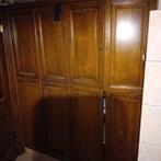 Armoire murale Portes en chêne, Maison & Meubles, Armoires | Armoires murales, Enlèvement