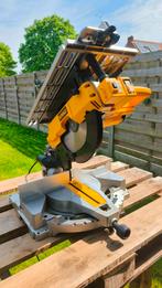 DeWalt D27113-QS afkort-/ verstekzaag, Ophalen
