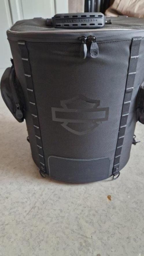 Harley Davidson Onyx Premium Luggage Backseat Roller Bag, Motoren, Accessoires | Navigatiesystemen, Zo goed als nieuw, Ophalen