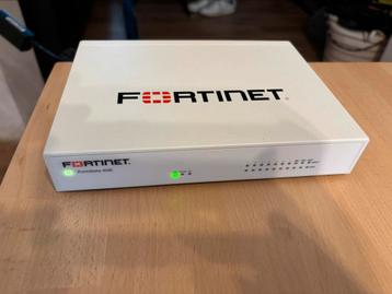 Firewall fortinet fg 60e, Computers en Software, Netwerk switches, Ophalen of Verzenden, Zo goed als nieuw