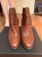 Tamaris - bottines couleur cognac - taille 40, Vêtements | Femmes, Brun, Enlèvement, Boots et Botinnes, Tamaris