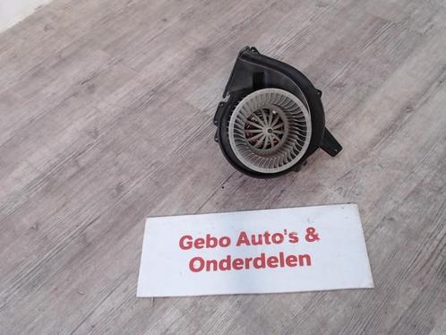 KACHEL VENTILATORMOTOR Skoda Fabia (6Y5) (01-2000/12-2007), Auto-onderdelen, Airco en Verwarming, Skoda, Gebruikt