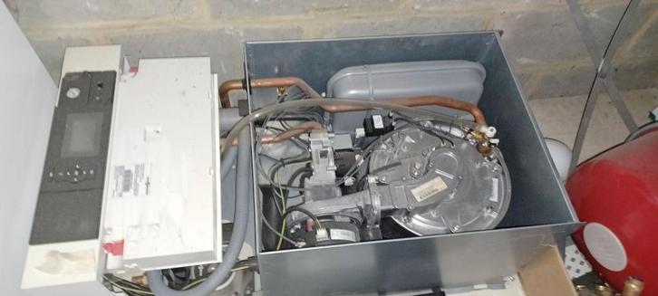 Viessmann Vitodens 200W, Bricolage & Construction, Chauffage & Radiateurs, Comme neuf, Autres types, Haut rendement (HR), Enlèvement