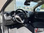 Alfa Romeo MiTo 1.3 JTDm ECO Essential | Climate | Cruise |, Auto's, Alfa Romeo, Zwart, Wit, Bedrijf, Emergency brake assist