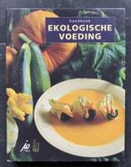 3 vegetarische / ecologische kookboeken, Ophalen of Verzenden, Gelezen, Vegetarisch