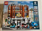 10264 LEGO Creator Corner Garage, Kinderen en Baby's, Speelgoed | Duplo en Lego, Ophalen of Verzenden, Zo goed als nieuw, Lego