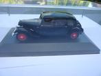 1/43 Citroen Avant-Traction in plexibox, Ophalen of Verzenden, Zo goed als nieuw, Auto, Overige merken