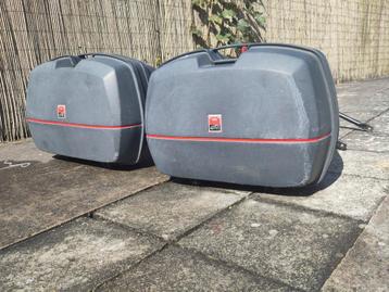 Tdm 850 koffers 2x 45 liter + subframe ervoor beschikbaar voor biedingen