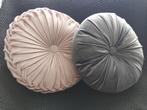 Roze + grijs sierkussen, Huis en Inrichting, Woonaccessoires | Kussens, Ophalen, Nieuw, Roze, Rond