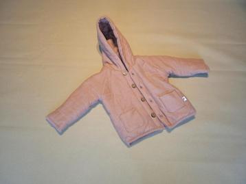 Baby jas met kap maat 56 niet gedragen. beschikbaar voor biedingen