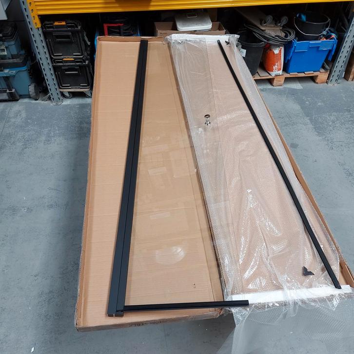 Scharnierende douchedeur 50 x 200 cm zwart met deurknop nr36, Huis en Inrichting, Woonaccessoires | Overige, Nieuw, Ophalen of Verzenden