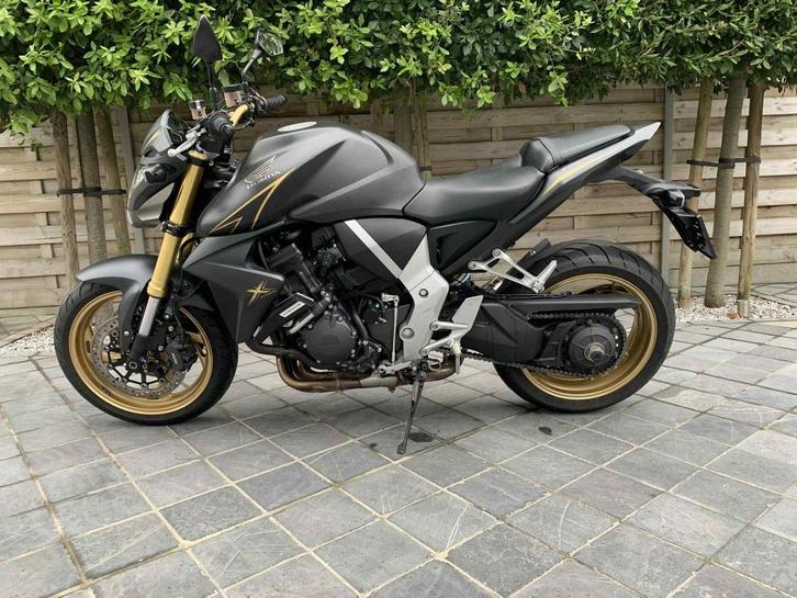 honda cb1000r **extreme editie ** 15000km ** devil uitlaat *, Motoren, Motoren | Honda, Bedrijf, Naked bike, meer dan 35 kW, 4 cilinders