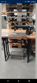 Antieke naaimachine Gritzner op smeedijzeren onderstel, Ophalen of Verzenden